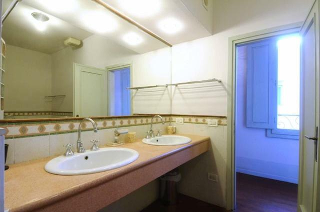 Florence Style Residence ภายนอก รูปภาพ